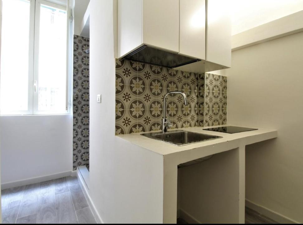 Central Guest House Apartment *