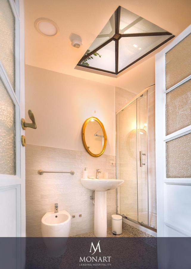 Bed & Breakfast Monart Hospitality Cavour Naples