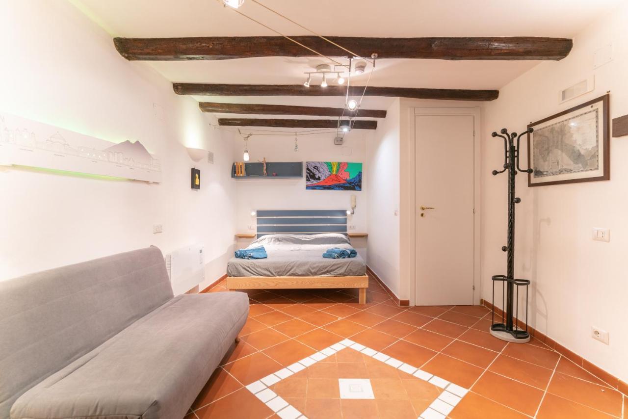 Holiday home Donnare Casavacanza - Historic Center Of Naples