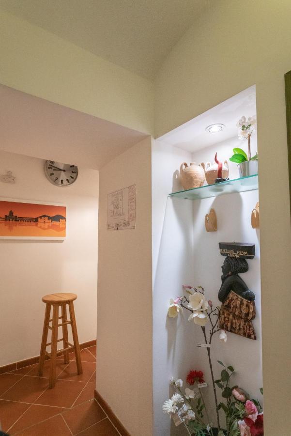 Donnare Casavacanza - Historic Center Of Holiday home