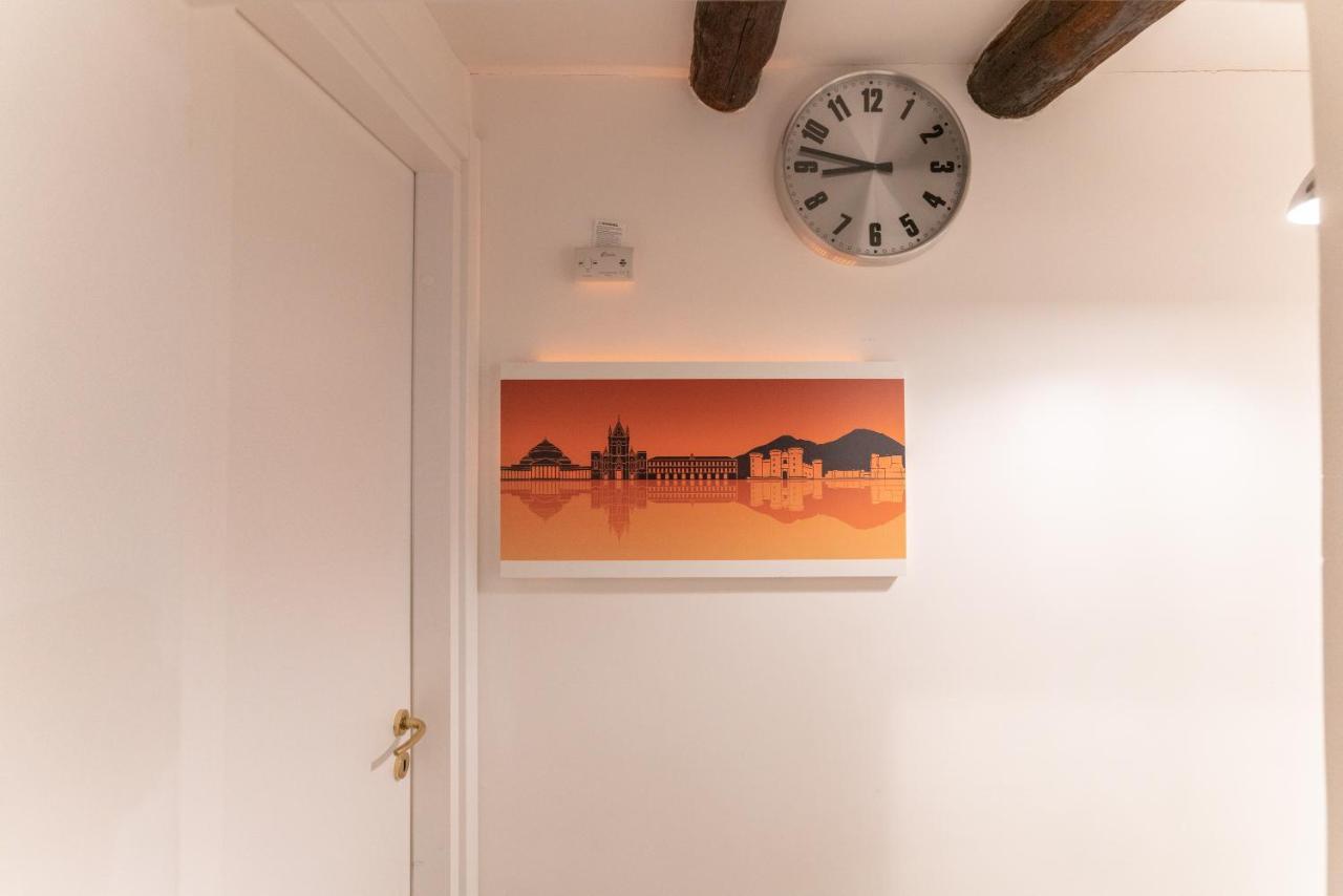 Holiday home Donnare Casavacanza - Historic Center Of Naples