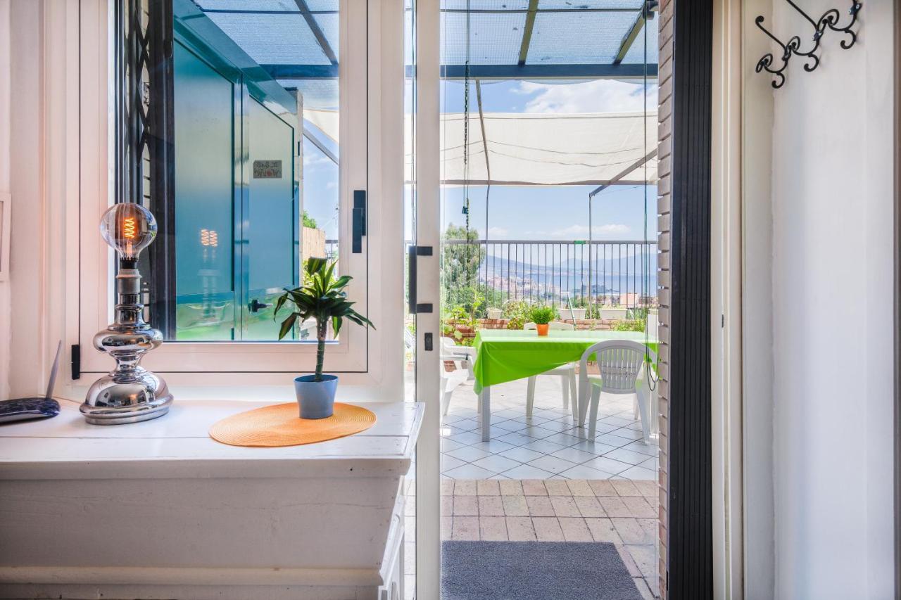 Casa Rosa - Sea View & Terrace * Naples