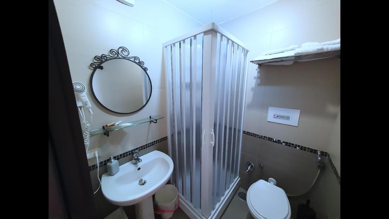 Domus Armenio 3* Naples