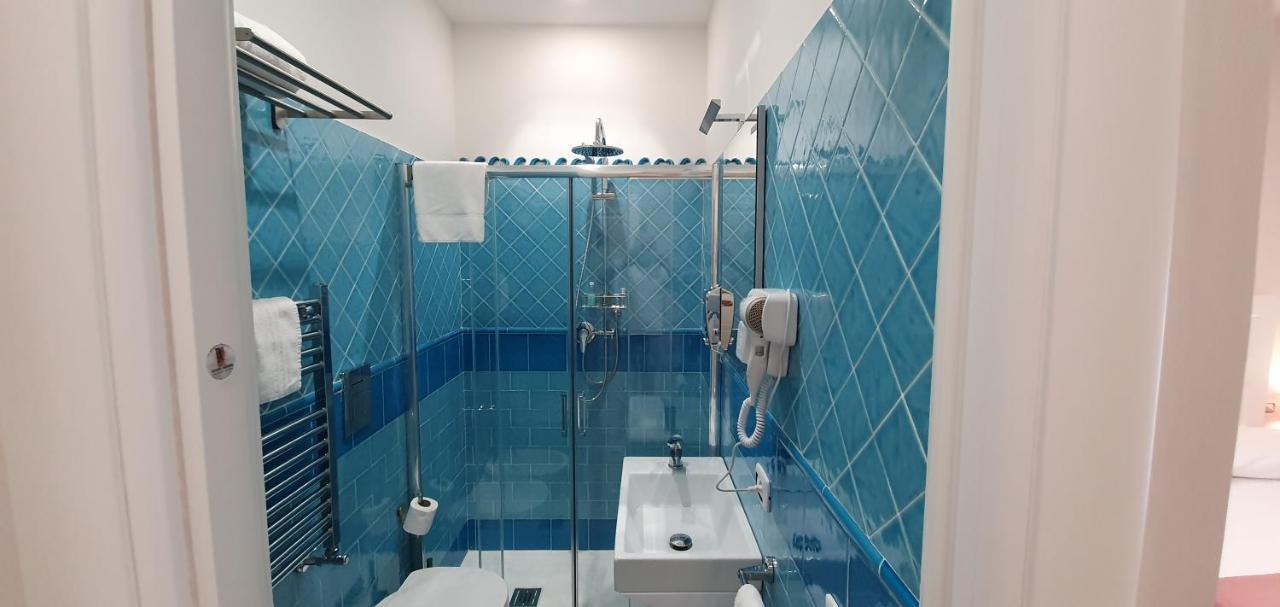 Dimora Costantino Bed & Breakfast