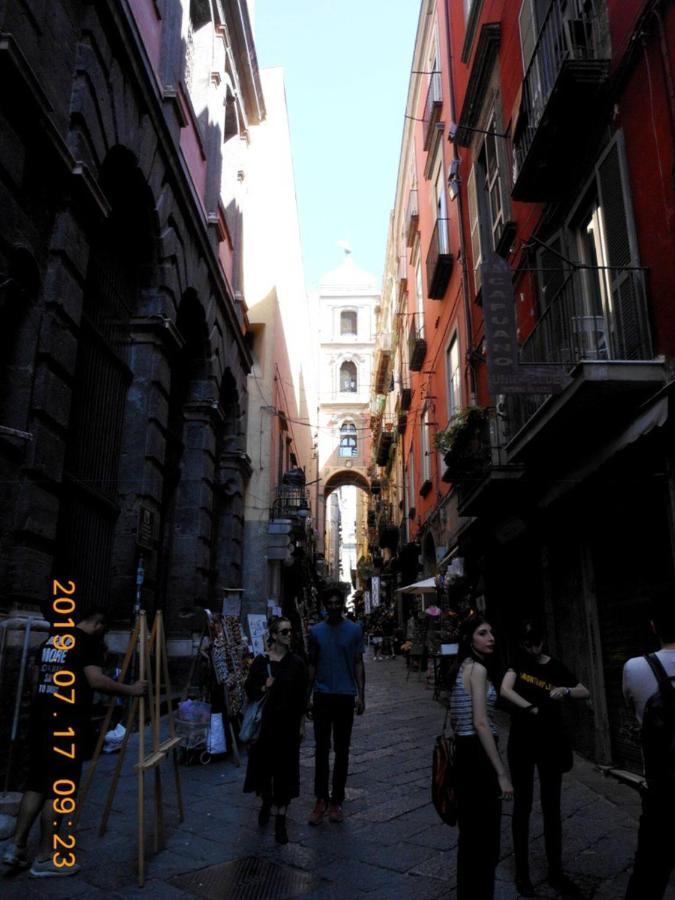 In Love: Vicoletto Dei Presepi * Naples