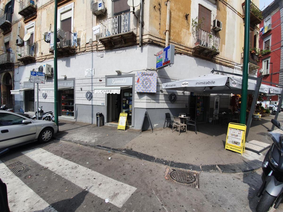 Dimora Costantino Bed & Breakfast Naples