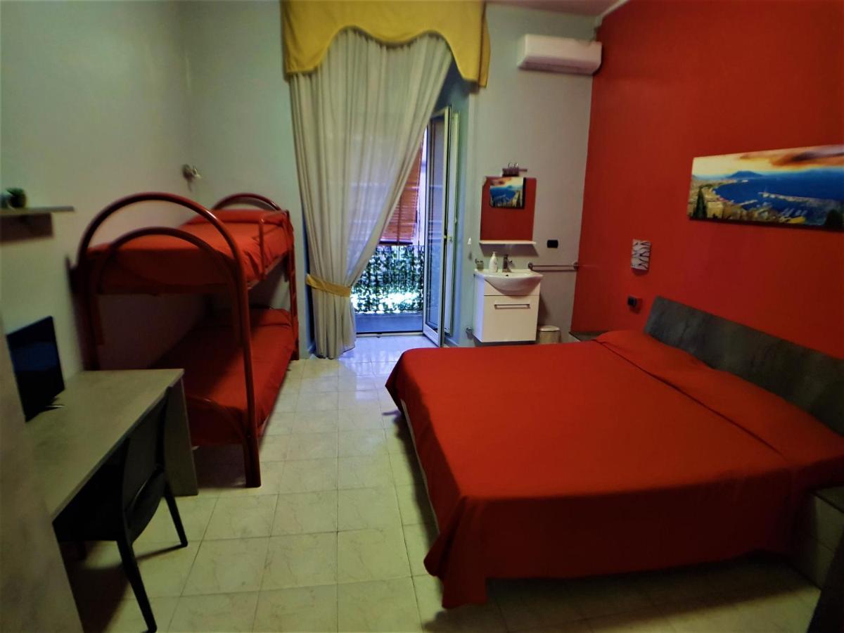 Ginevra Hotel *