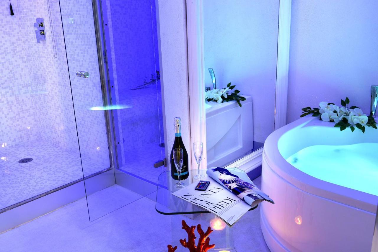 Barbarella Hotel