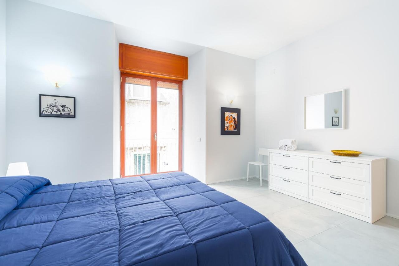 Apartment Casana On Christmas Alley By Napoliapartments Naples