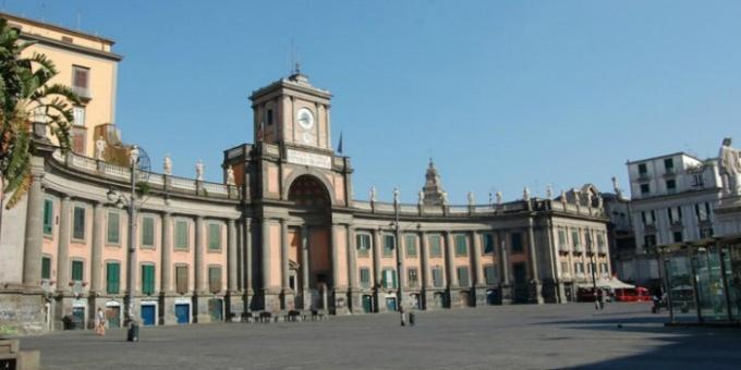 Casetta Soriano - Piazza Dante *