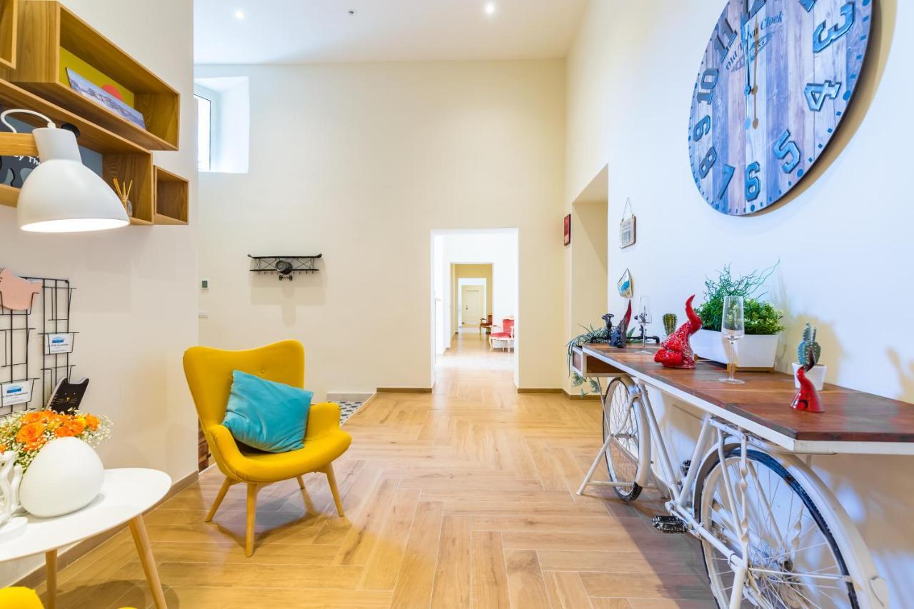 La Gatta Cenerentola Guest house Naples