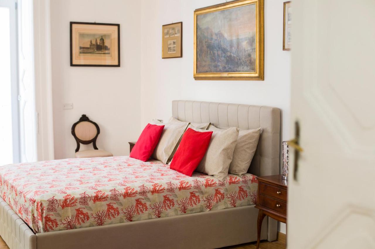 Teresella Naples