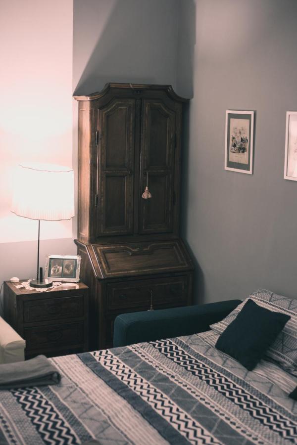 La Casa Del Nespolo, 2 Terrazzi E 2 Bagni In Centro *