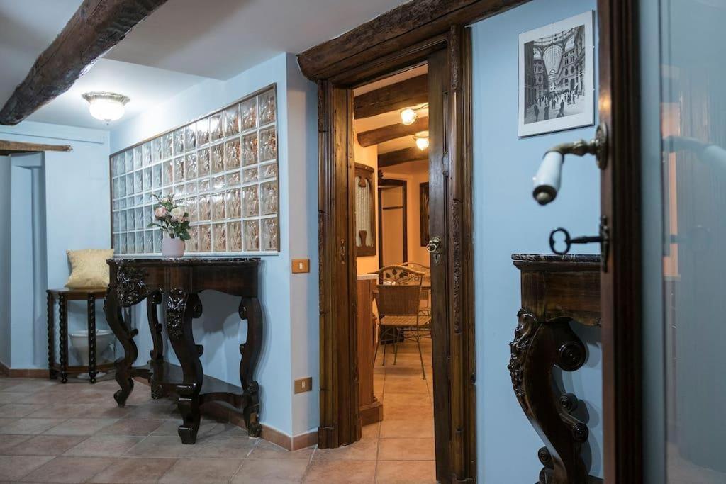 Les Jeux Sont Faits Apartment