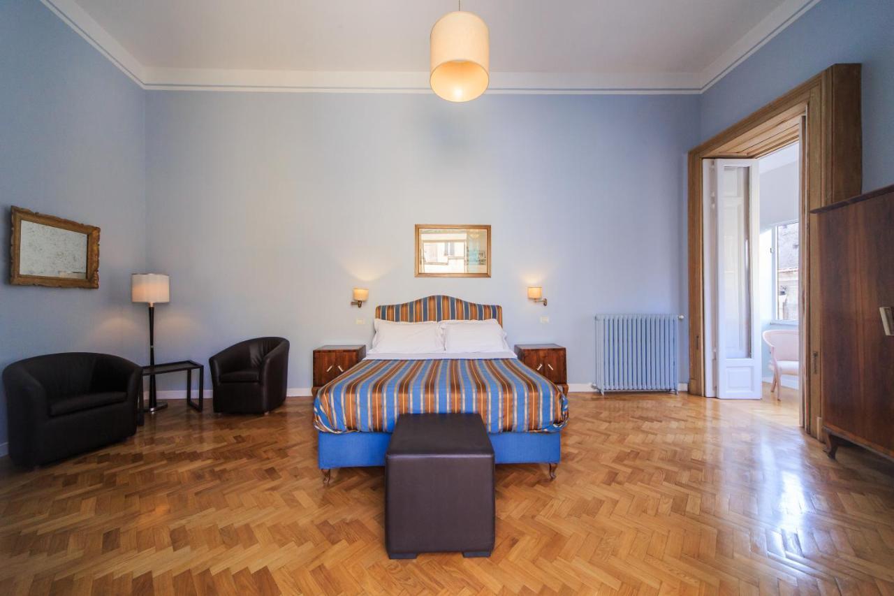 Bed & Breakfast Spaccanapoli Comfort 2*