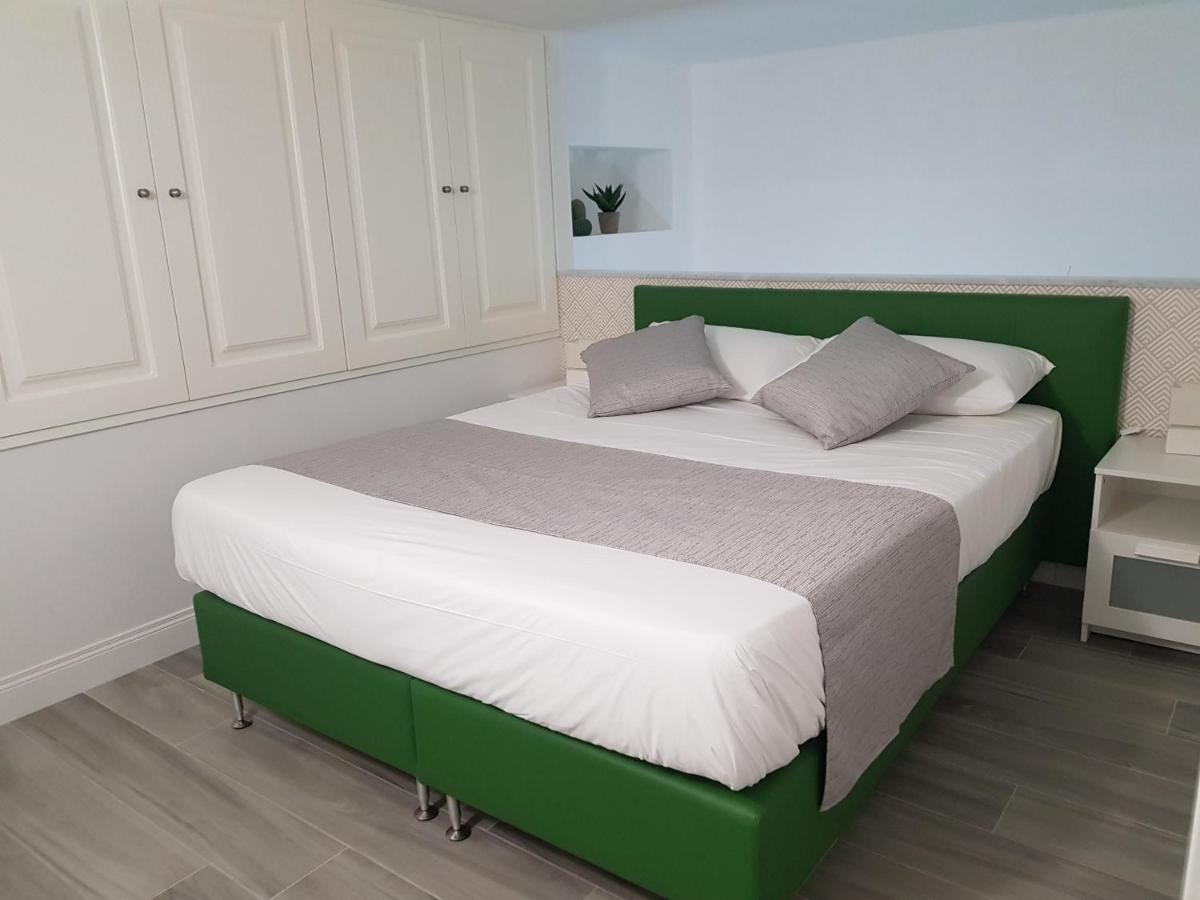 Apartment Duomo Platinum Naples