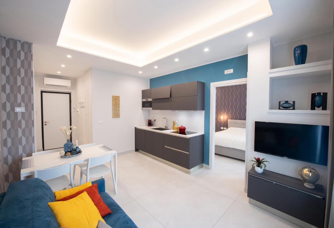 Center - E Apartment Naples