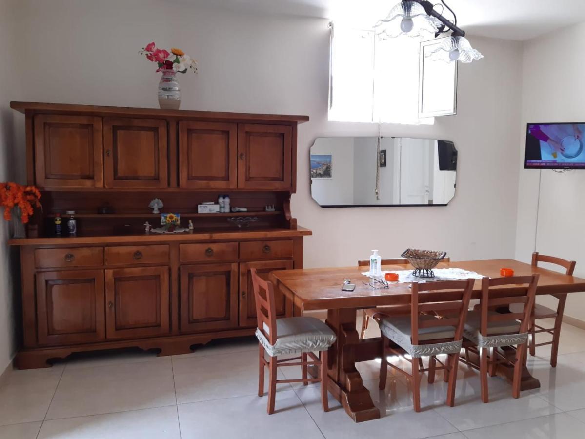 House Adrian * Naples