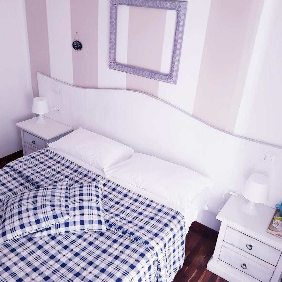 Guest house Room&jacuzzi Naples