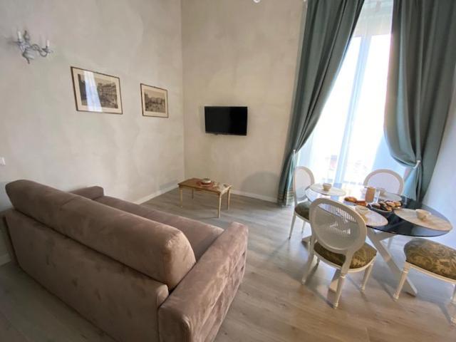 Venustasnapoli Holiday home *