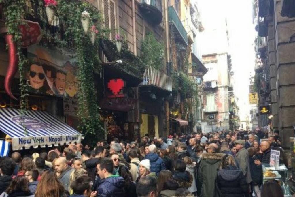 Apartment Centro Storico Un Passo Da San Gennaro Naples