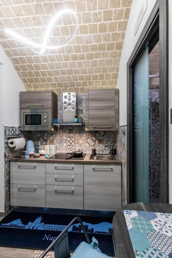 Na' Poesia Santa Chiara Ztl Apartment
