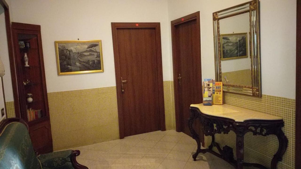 Hotel Vittorio Veneto Napoli 2* Naples