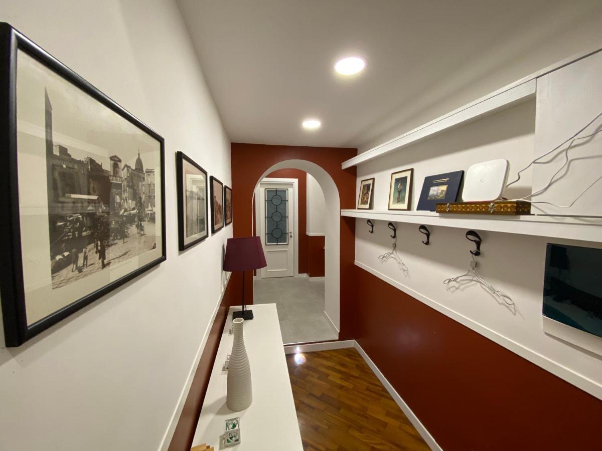 Panto' 2 Steps To Toledo Street Apartment *