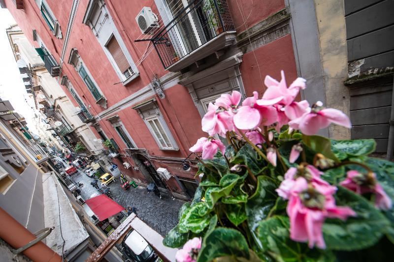 Bed & Breakfast Time Naples