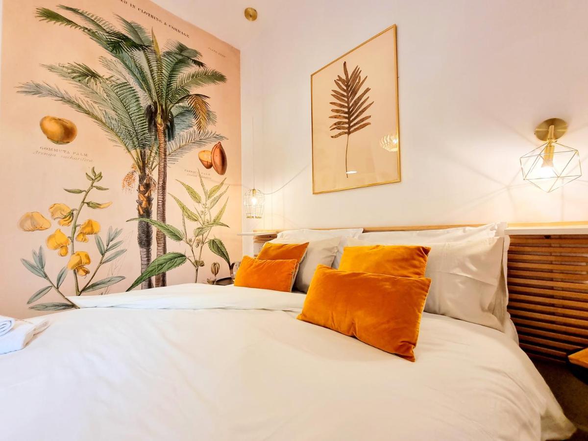 Guest house Tree - Lungomare Naples