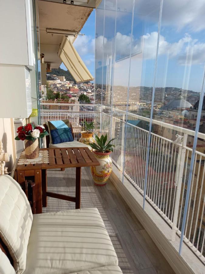 Estasi * Naples