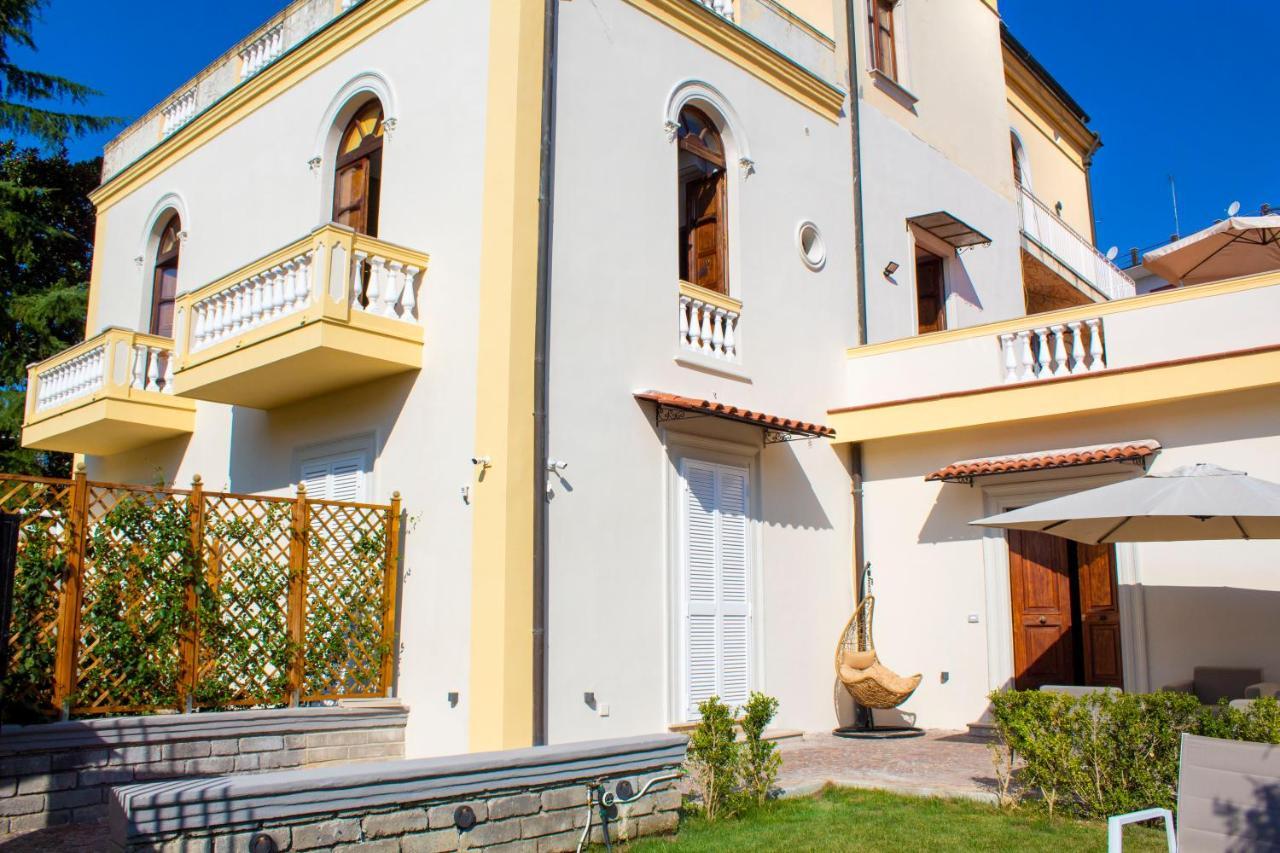 Relais Montedonzelli Bed & Breakfast 2*