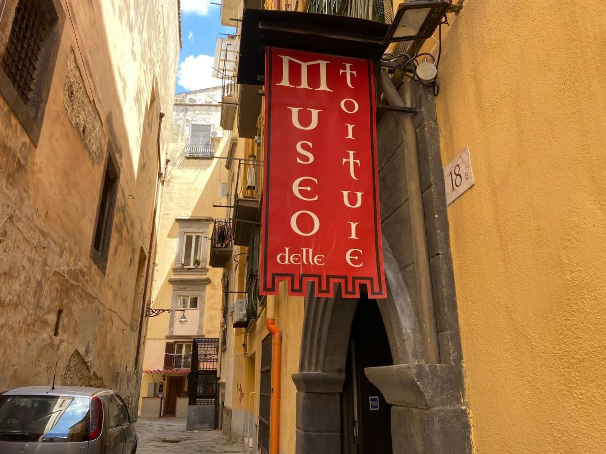 In Love: Vicoletto Dei Presepi * Naples