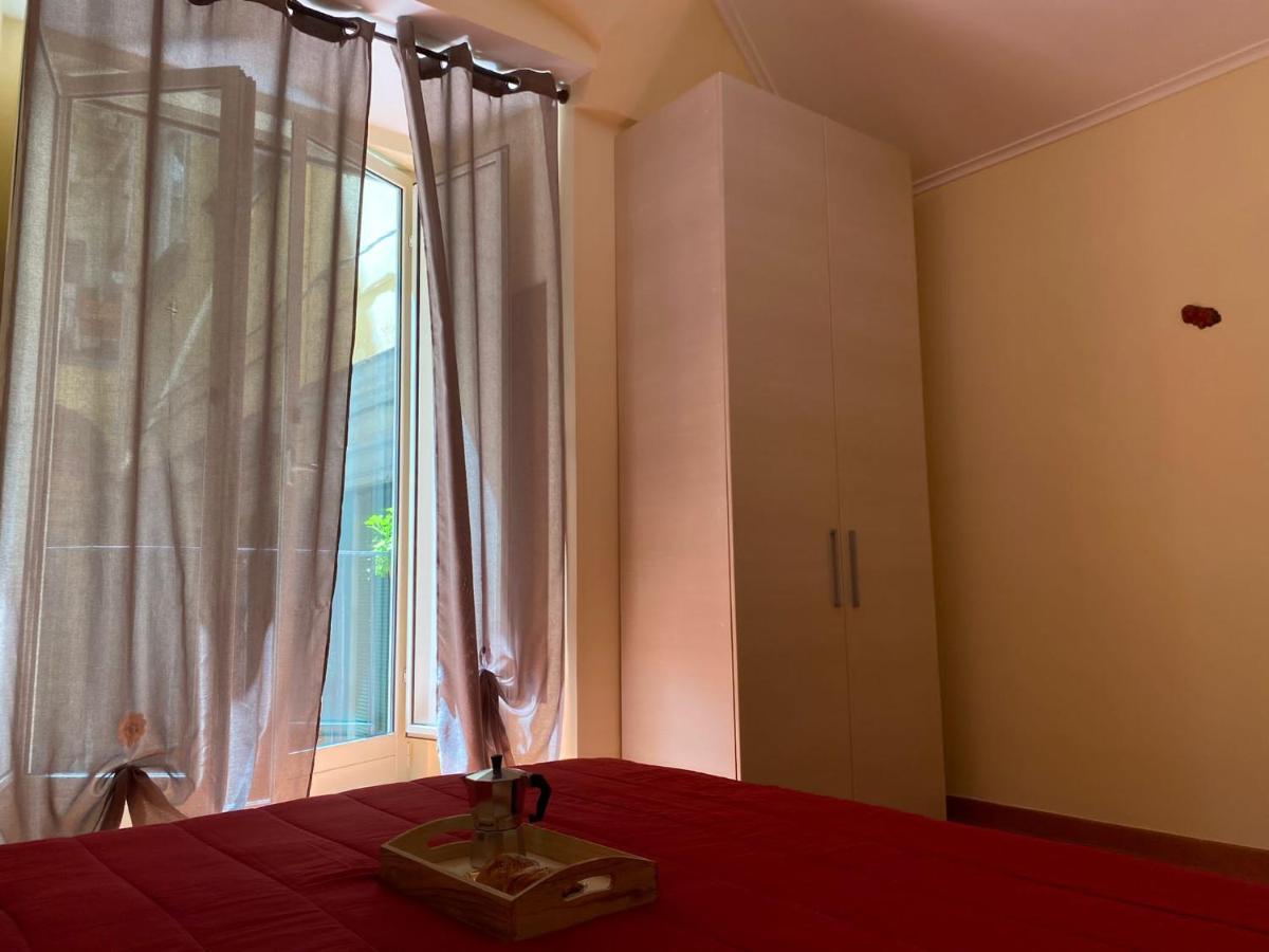 In Love: Vicoletto Dei Presepi