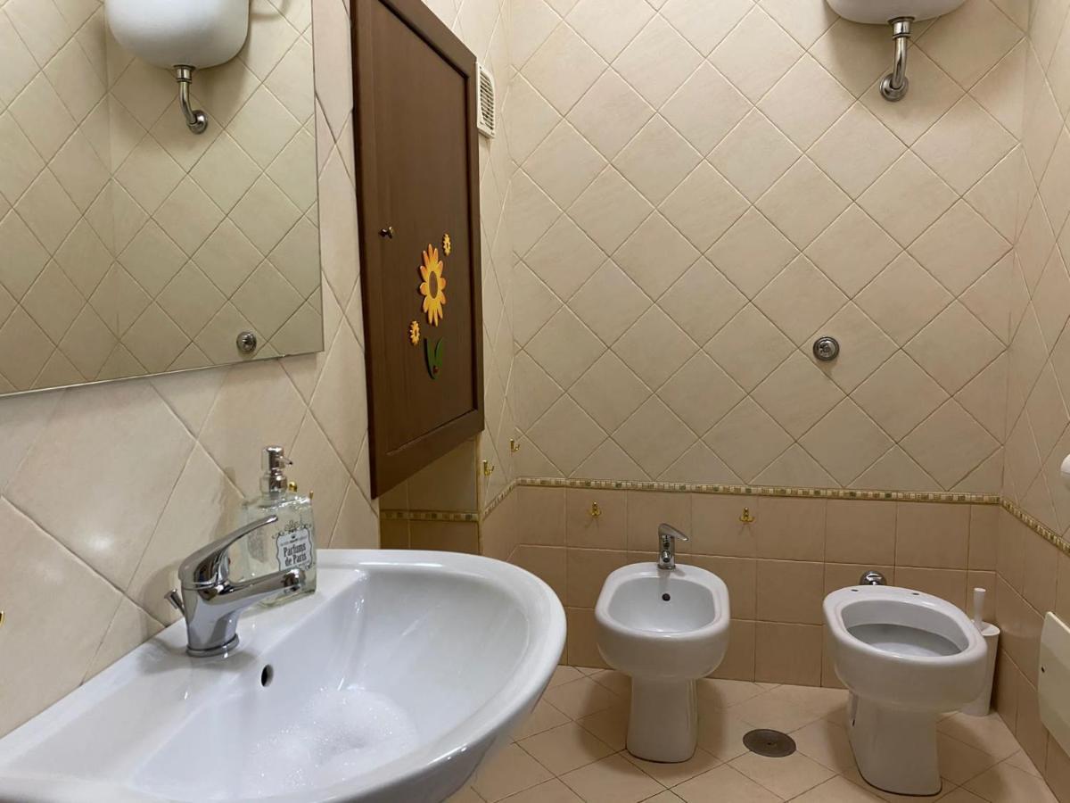 In Love: Vicoletto Dei Presepi Apartment Naples