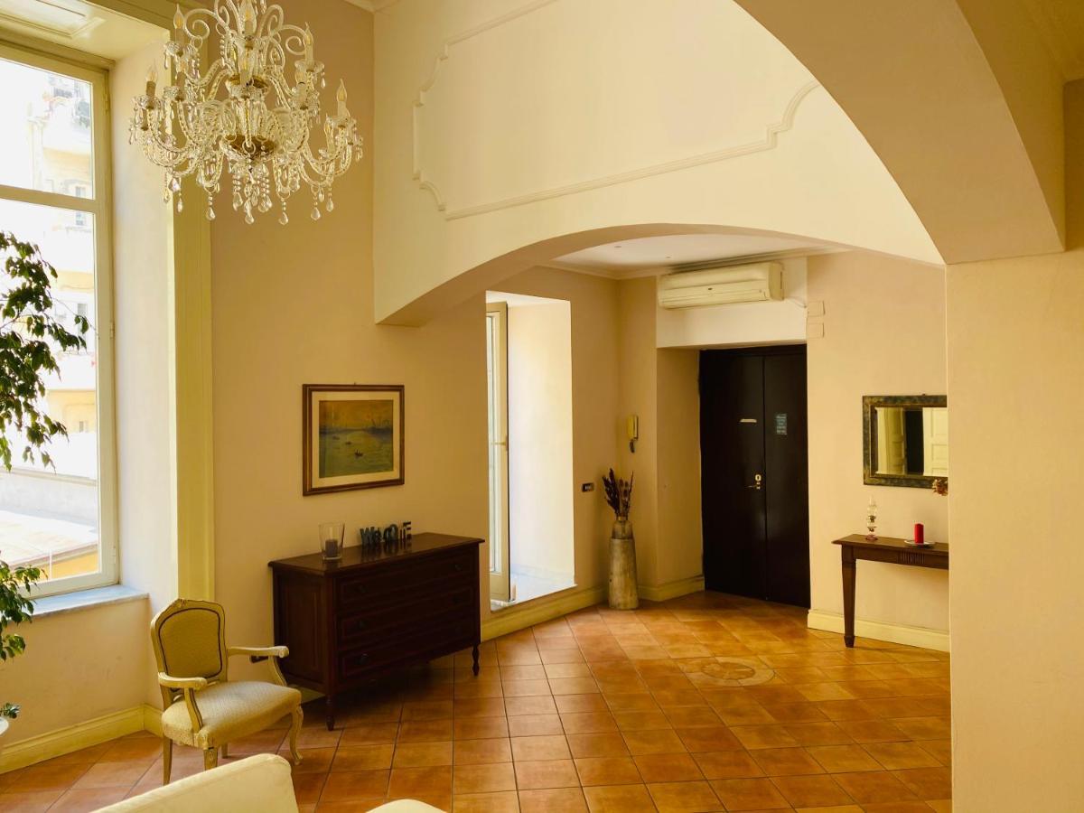 Ambra Noblesse Bed & Breakfast Naples