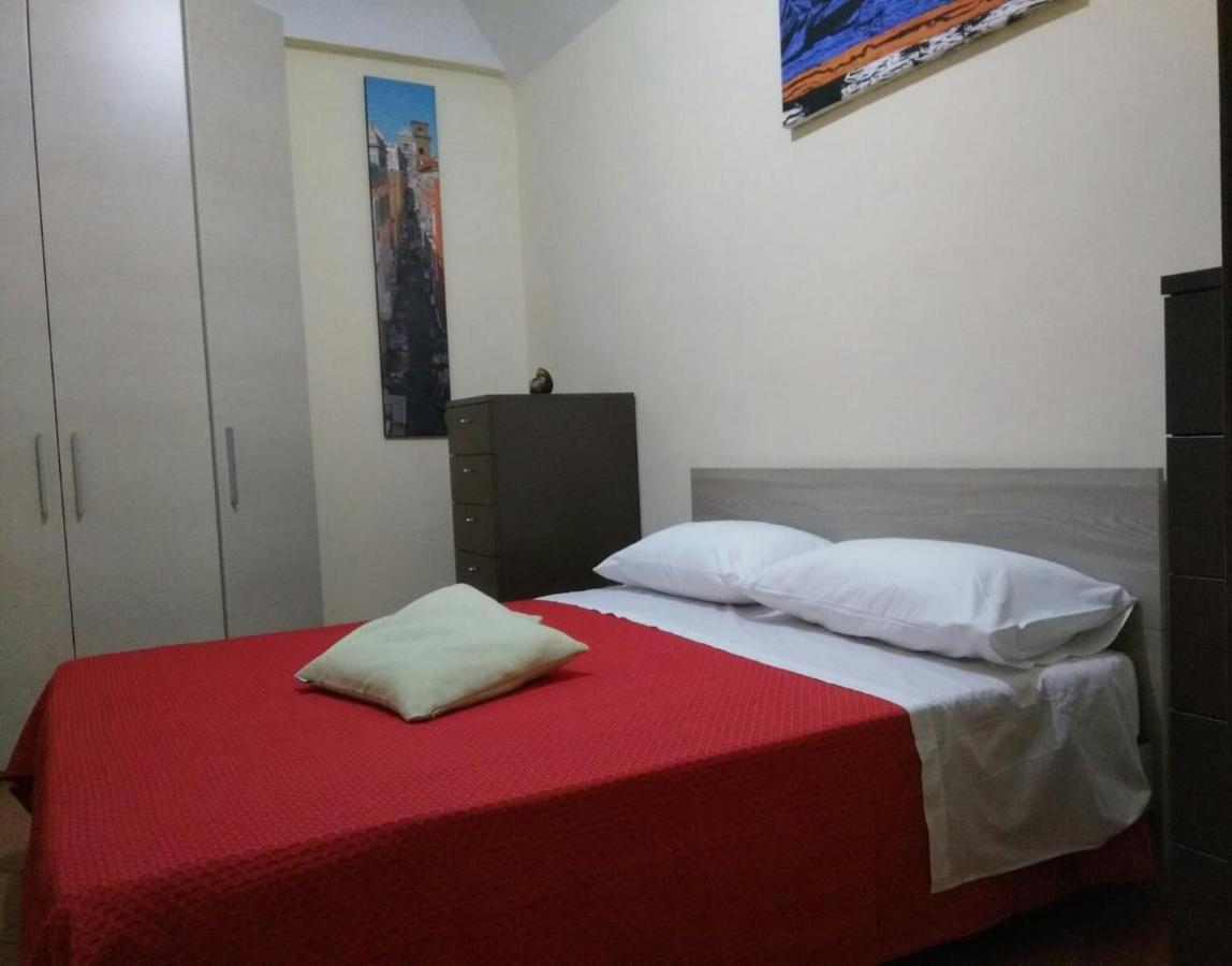 In Love: Vicoletto Dei Presepi Apartment Naples