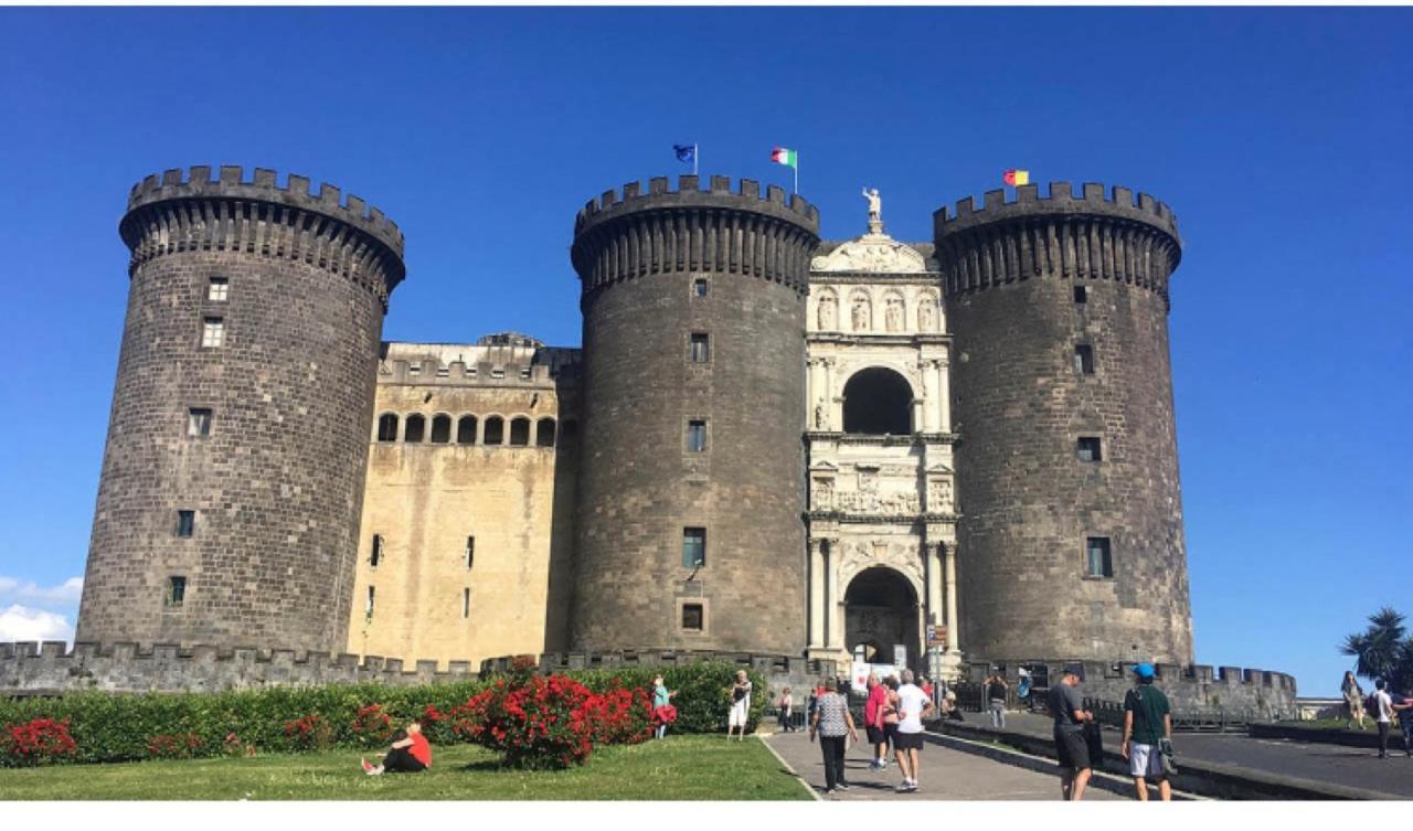 La Casetta Su Spaccanapoli Holiday home *