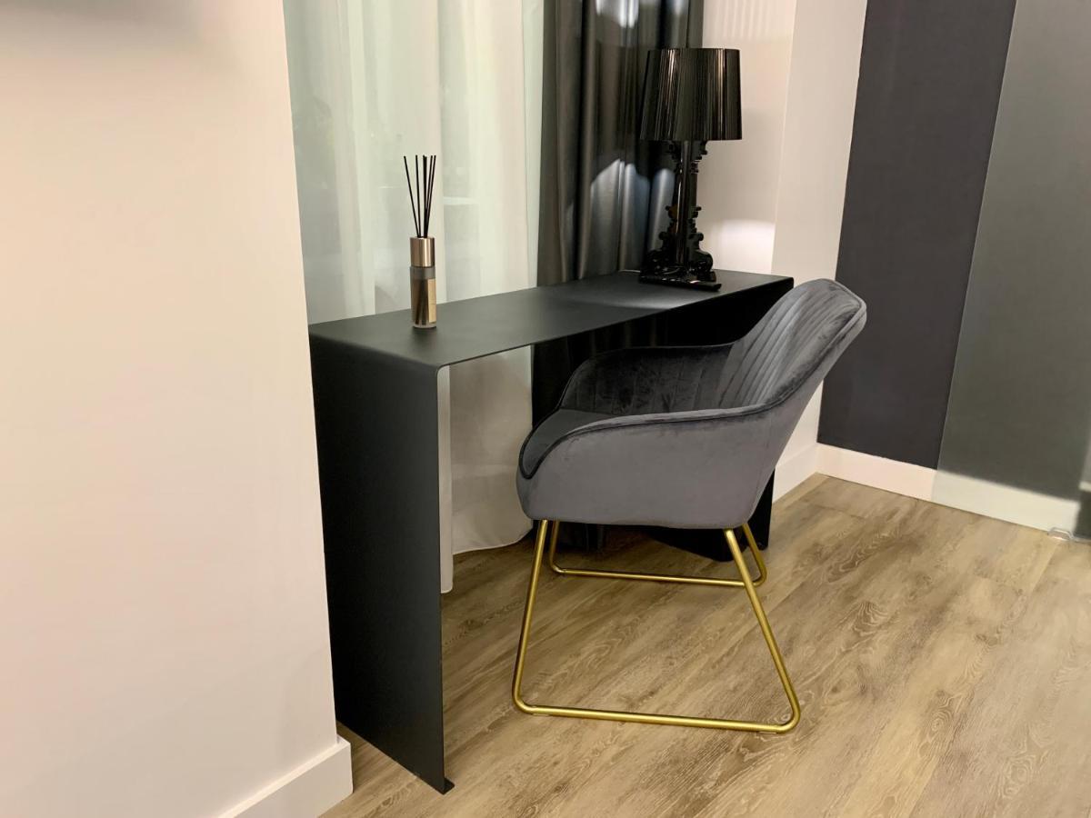 Toledo Boutique Naples