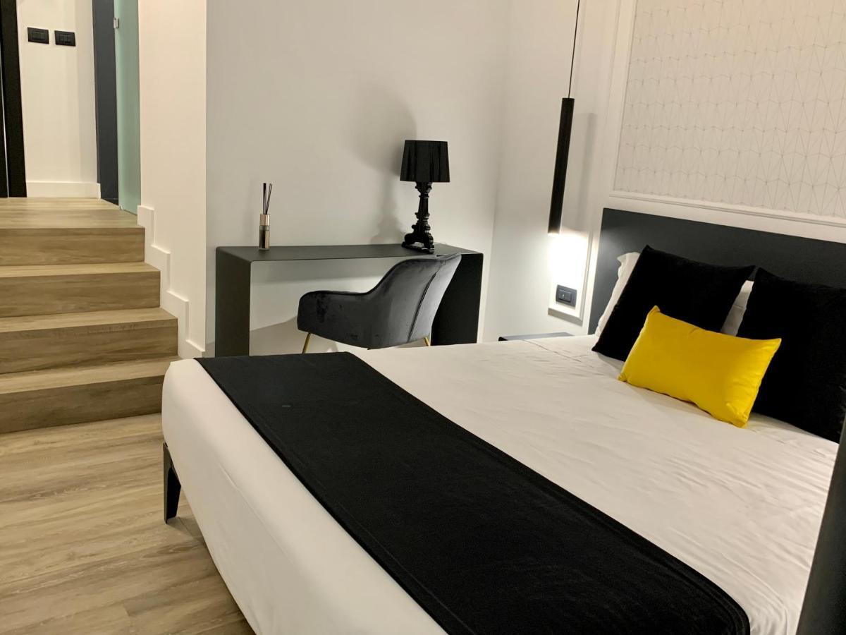 Bed & Breakfast Toledo Boutique *