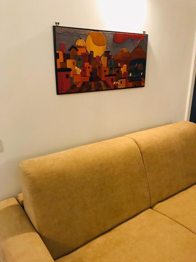 Mari Apartment *