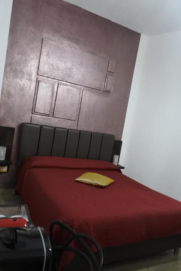 Bhome Fashion * Naples