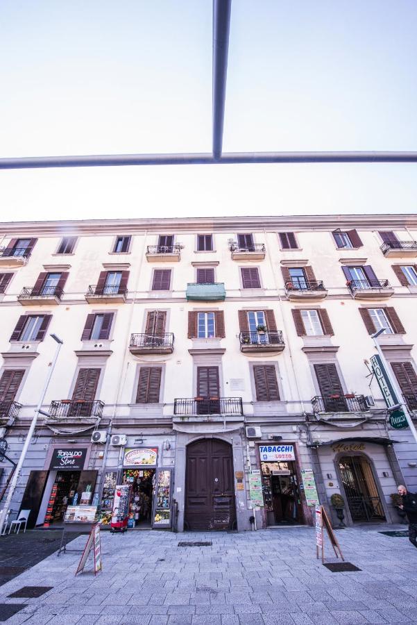 Le Cugine * Naples