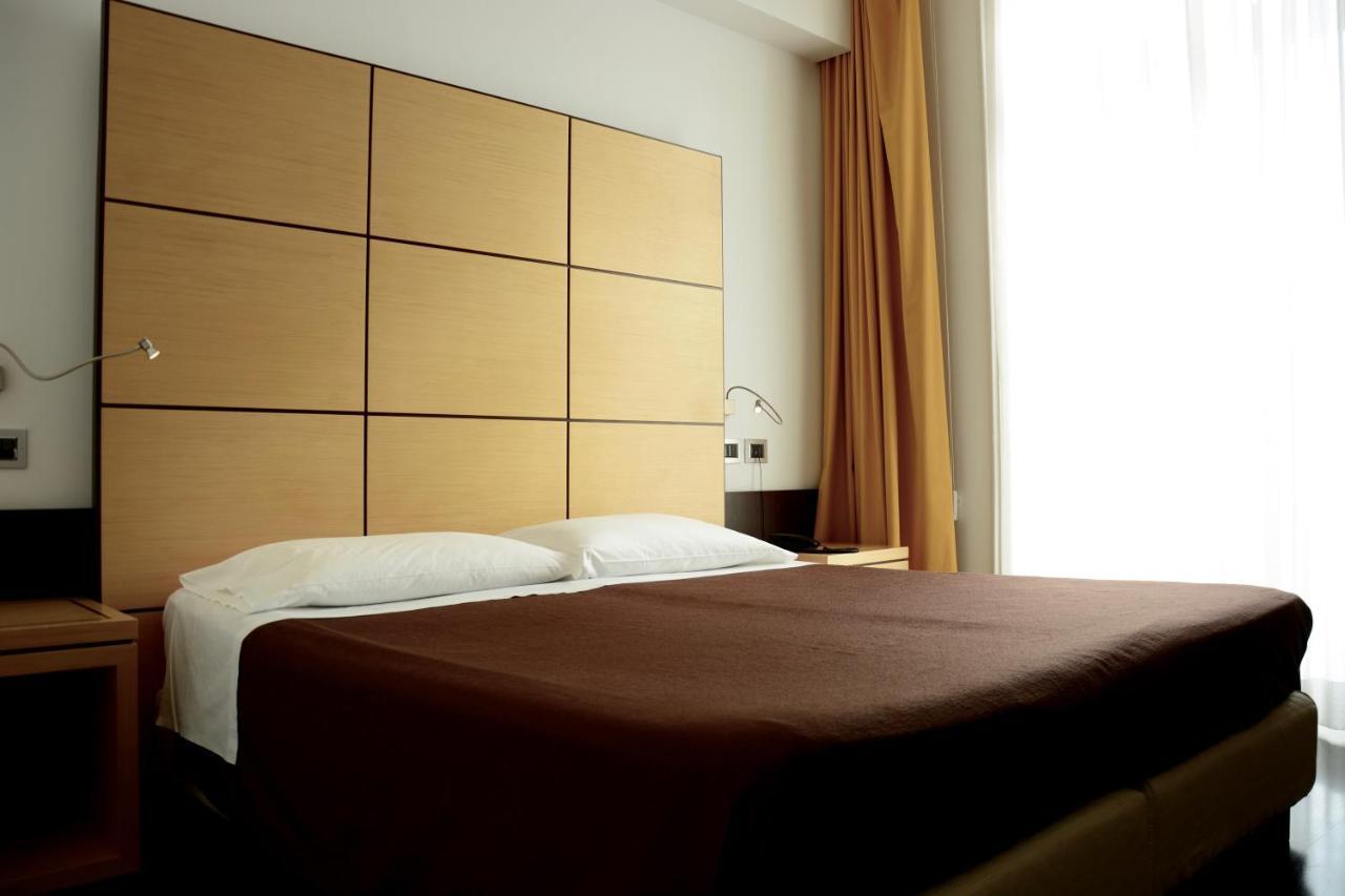 Hotel Cimarosa Naples