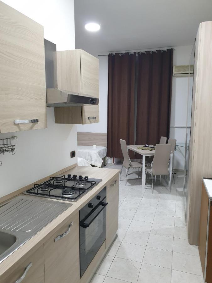 Milano 2* Naples