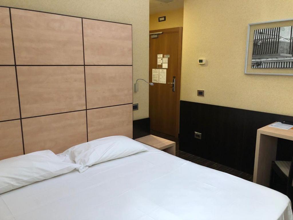 Hotel Cimarosa Naples