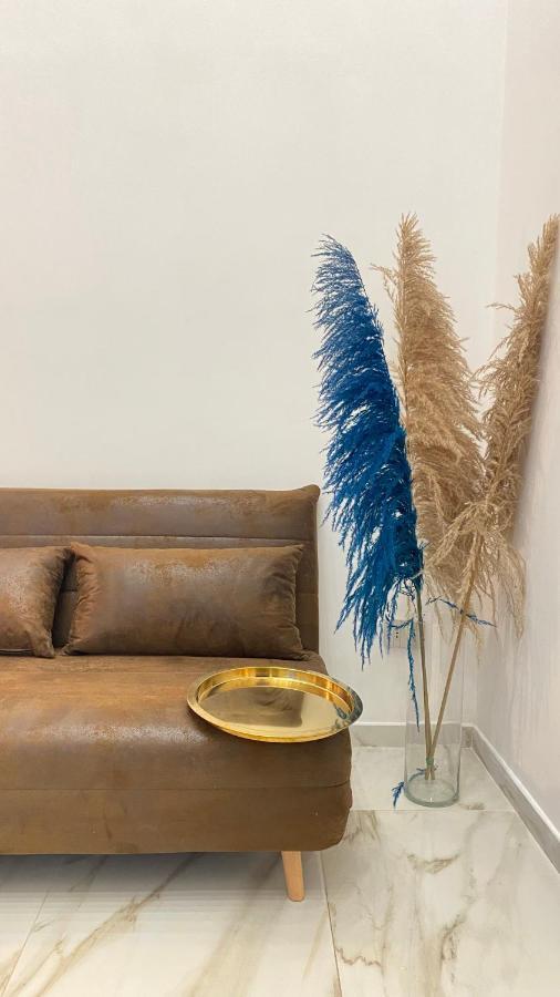 Laetitia Urban Loft Apartment