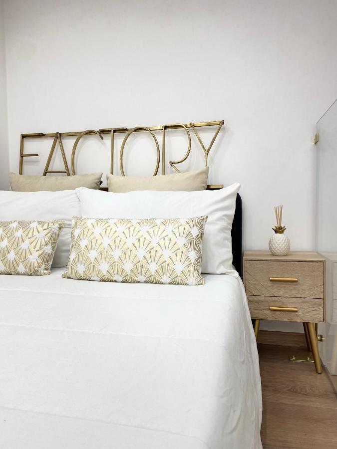 Laetitia Urban Loft Apartment