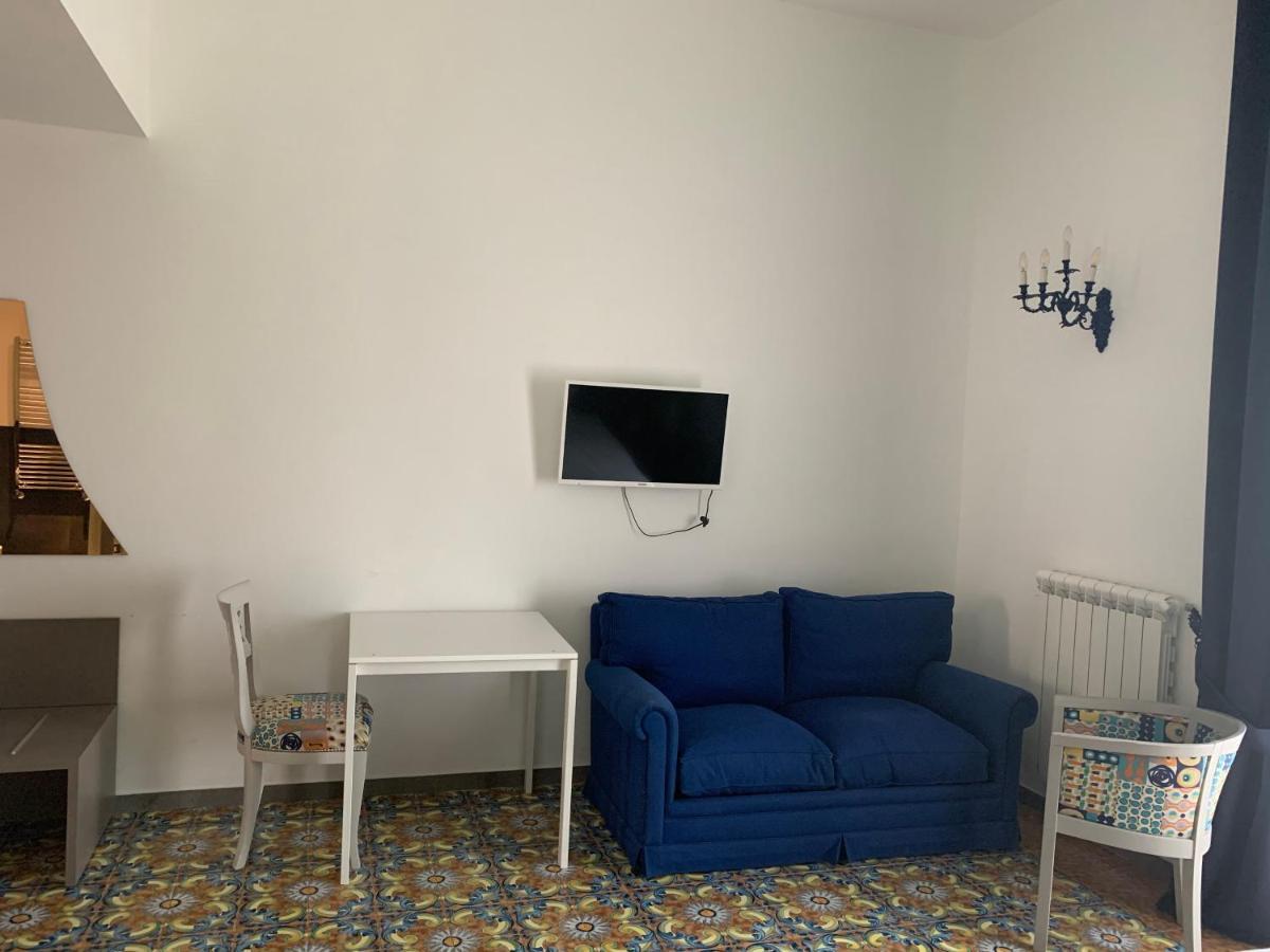 Specchio Di Parthenope Bed & Breakfast Naples
