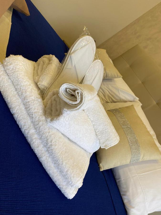 Napolitudine Bed & Breakfast *